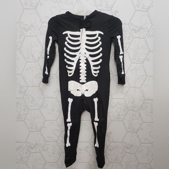 Nwt Toddler Boy's Halloween Clothes Bundle,  Sizes 12 months and 2T - Picture 4 of 6